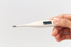 聴力に合わせた補聴器の調整を行います