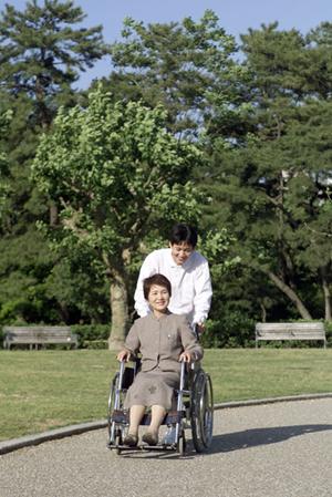 栄でのインプラント治療を徹底解説！信頼性・治療スピード・痛みを軽減する最新技術とは
